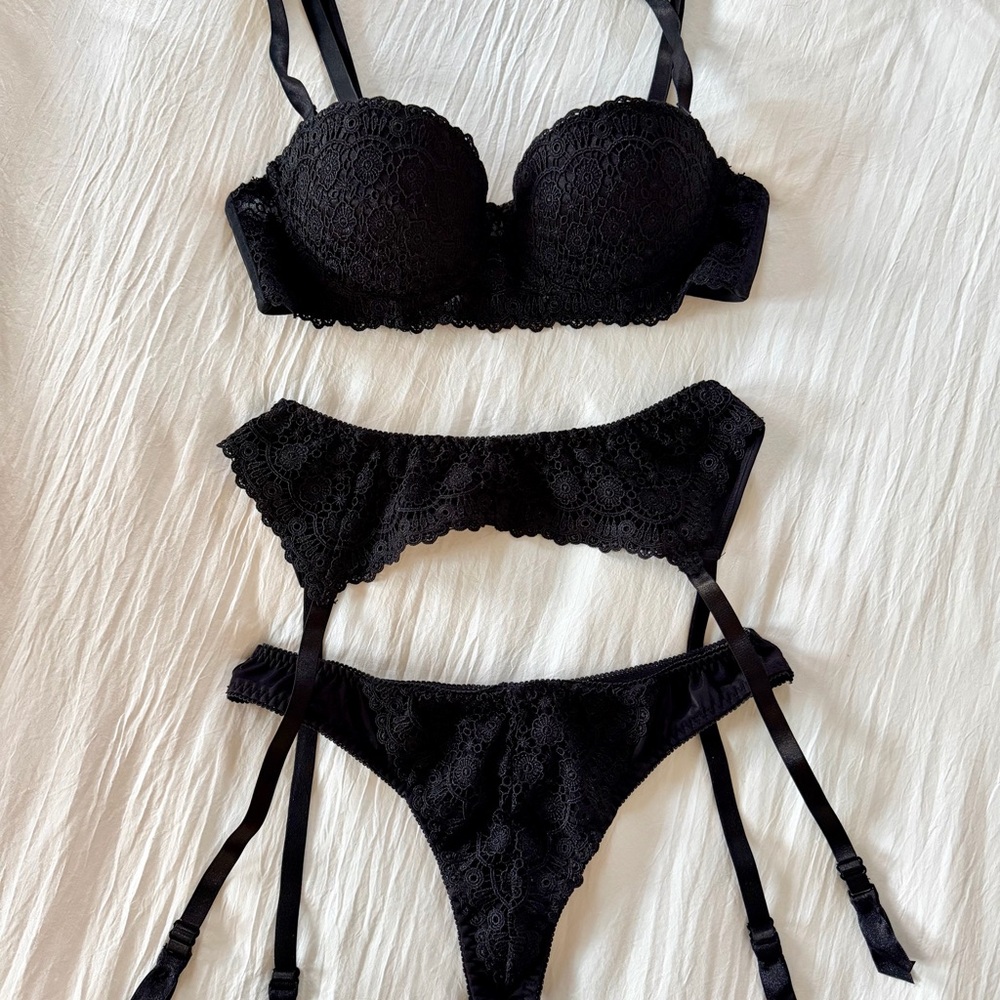 Frederick's of Hollywood Black Lingerie Set